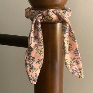 I’m sailing a scrunchie